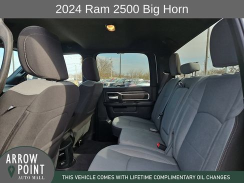 Used 2024 RAM 2500 Big Horn AWD/4WD image 18