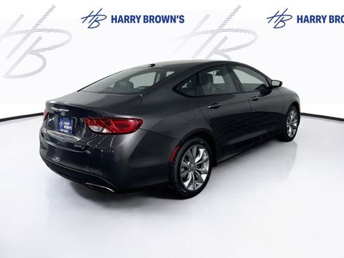 Used 2015 Chrysler 200 S w/ Comfort Group FWD image 29