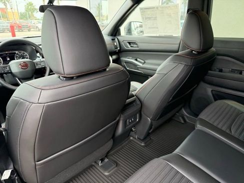 New 2026 Nissan Pathfinder Rock Creek AWD/4WD image 19