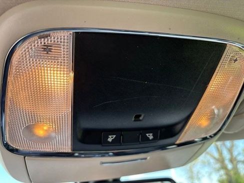 Used 2021 Chrysler 300 Touring w/ Sport Appearance Package RWD image 27