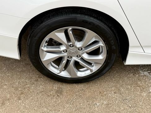 Used 2019 Honda Accord LX image 50