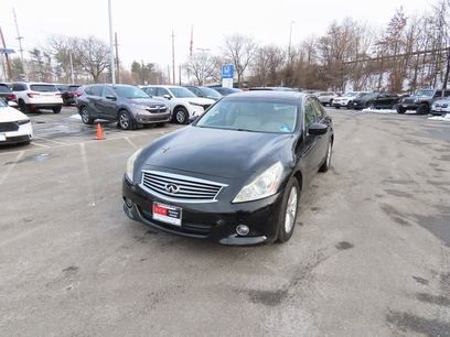 Used 2013 INFINITI G37 x w/ Premium Pkg