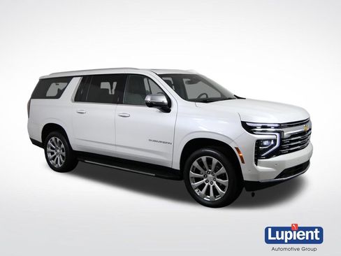 Used 2025 Chevrolet Suburban Premier w/ Sun And Tow Package AWD/4WD image 1
