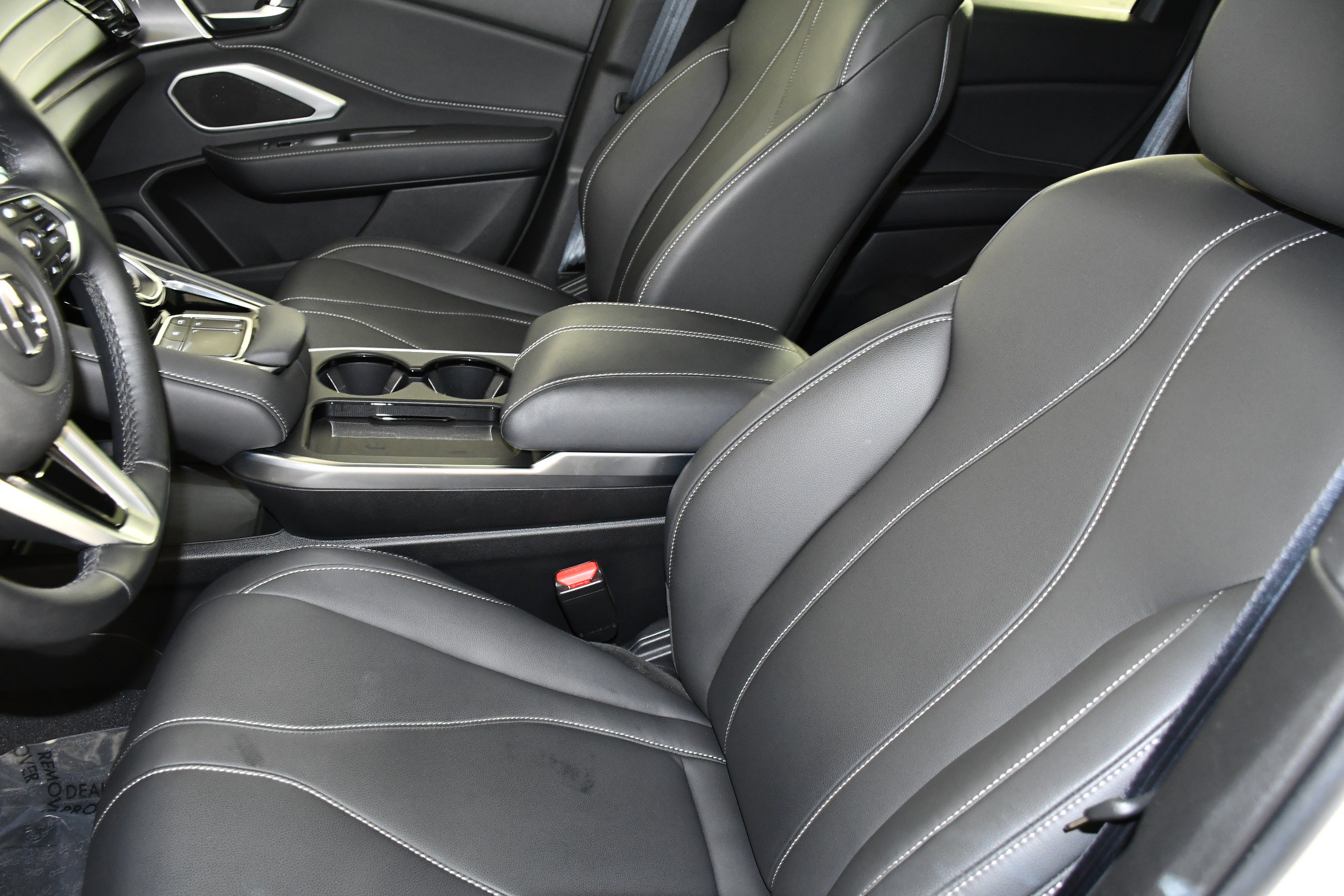 Used 2025 Acura RDX SH-AWD image 37