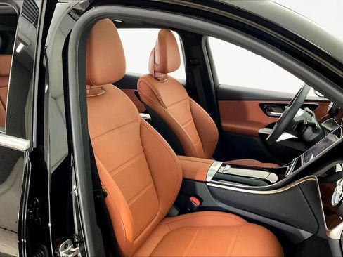 Certified 2026 Mercedes-Benz GLC 300 4MATIC image 29