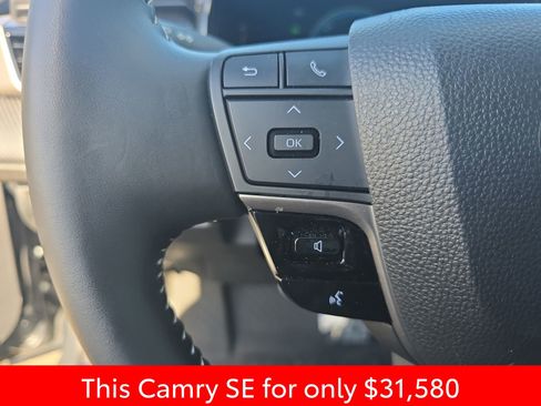 Used 2025 Toyota Camry SE w/ Convenience Package FWD image 22