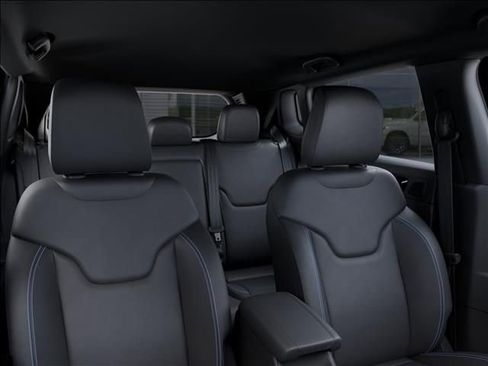 New 2026 Jeep Compass Limited image 26