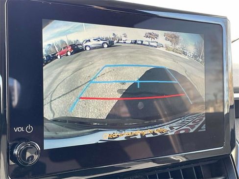 Used 2024 Toyota Corolla LE image 28