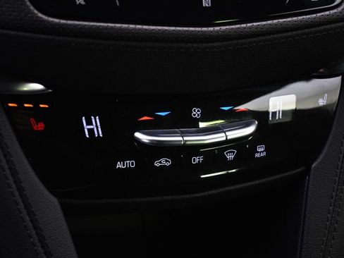 Used 2021 Cadillac XT5 Luxury image 29