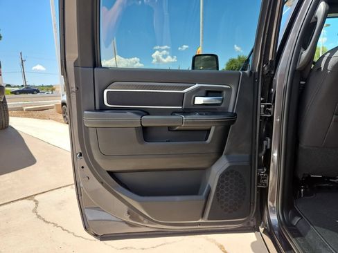 New 2026 RAM 2500 Big Horn AWD/4WD image 14