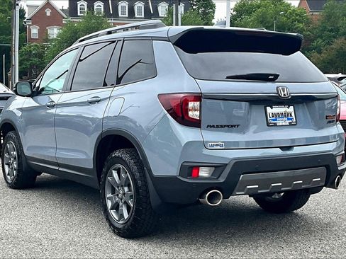 Used 2025 Honda Passport TrailSport image 12