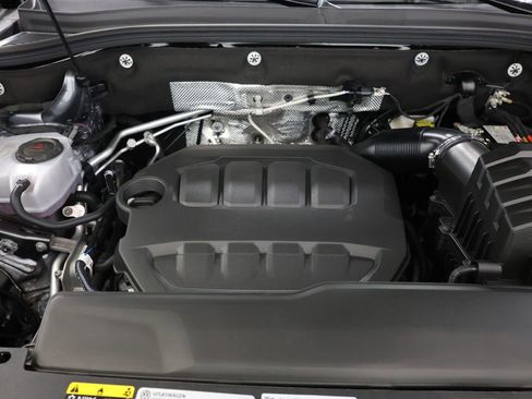 Used 2025 Volkswagen Atlas SEL Premium R-Line AWD/4WD image 30