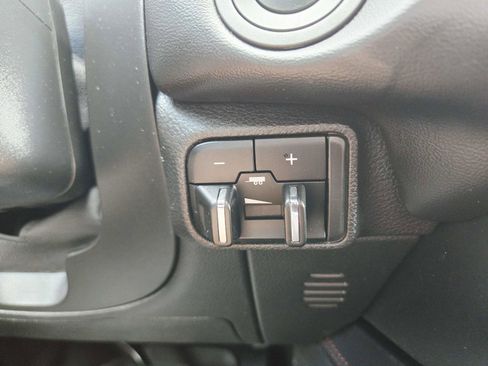 Used 2023 Dodge Durango GT image 38