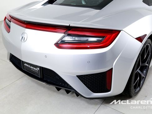 Used 2017 Acura NSX AWD/4WD image 30