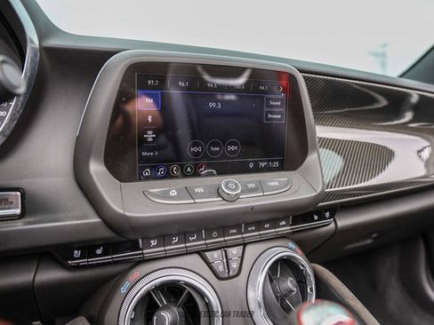 Used 2019 Chevrolet Camaro ZL1 RWD image 38