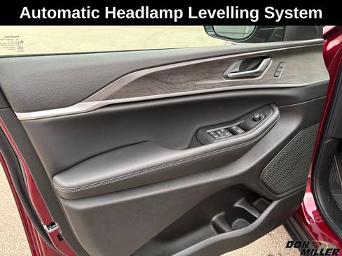 New 2025 Jeep Grand Cherokee Limited w/ Black Appearance Package image 10