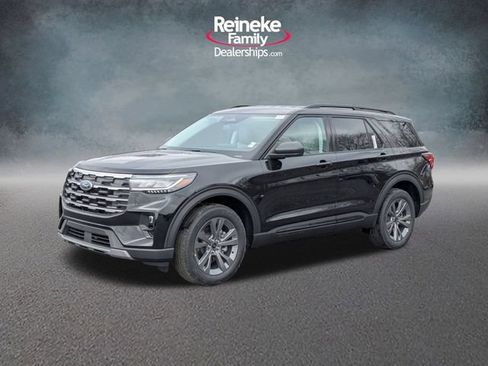 New 2026 Ford Explorer Active w/ Active Comfort Package AWD/4WD image 1