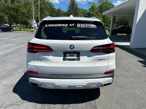 Used 2026 BMW X5 xDrive40i AWD/4WD image 4