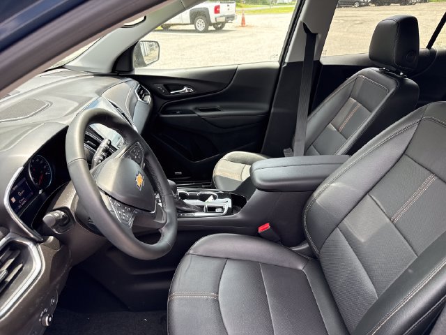 Used 2024 Chevrolet Equinox Premier AWD/4WD image 11