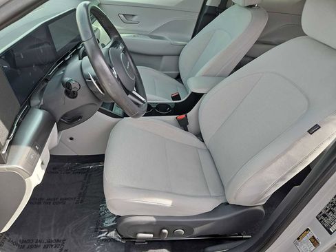 Used 2024 Hyundai Kona SEL image 16