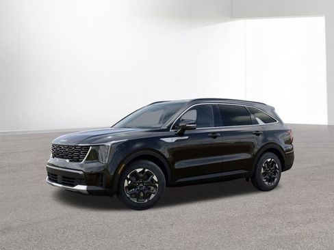 New 2026 Kia Sorento S image 3
