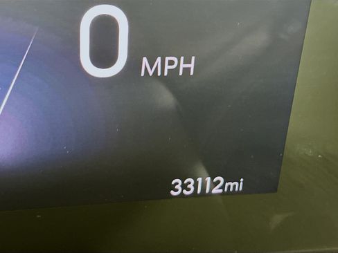 Used 2025 Buick Encore GX Preferred AWD/4WD image 18