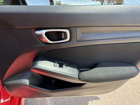 Used 2025 Honda Civic Sport image 21
