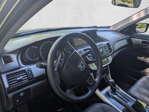 Used 2015 Honda Accord LX image 11