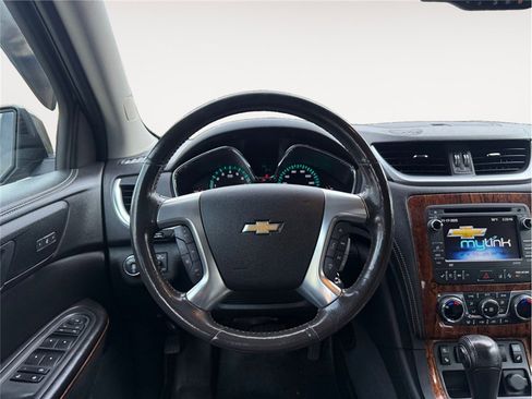 Used 2014 Chevrolet Traverse LTZ image 12
