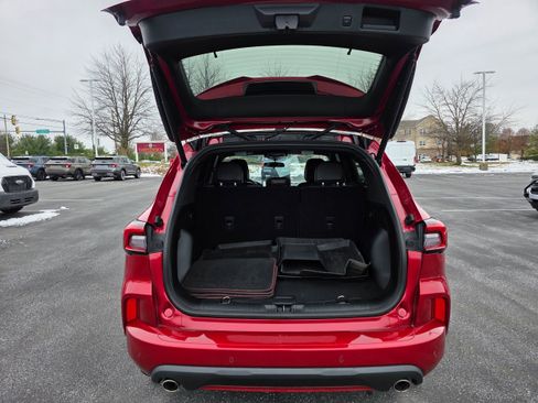 Certified 2023 Ford Escape ST-Line w/ Tech Pack #1 image 9