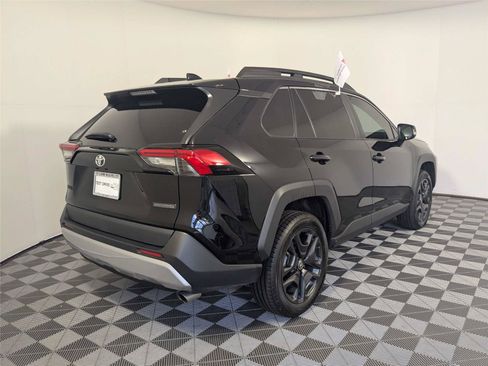Used 2023 Toyota RAV4 Adventure AWD/4WD image 6