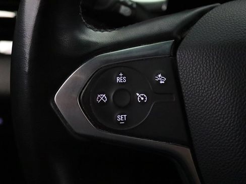 Used 2023 Chevrolet Traverse LT AWD/4WD image 13