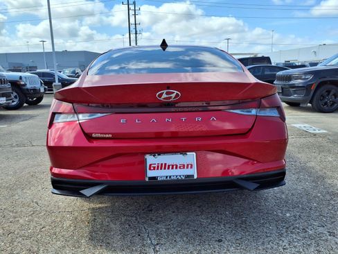 Used 2021 Hyundai Elantra SEL w/ Convenience Package FWD image 26