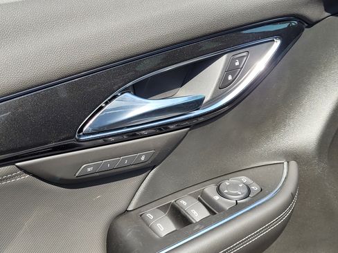 New 2025 Buick Envision Preferred image 9