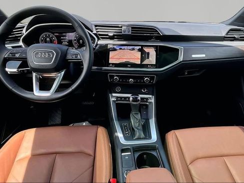 Used 2025 Audi Q3 2.0T Premium Plus w/ Premium Plus Package AWD/4WD image 15