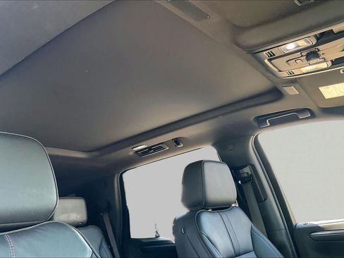 Used 2025 Chevrolet Tahoe RST w/ Comfort Package AWD/4WD image 14