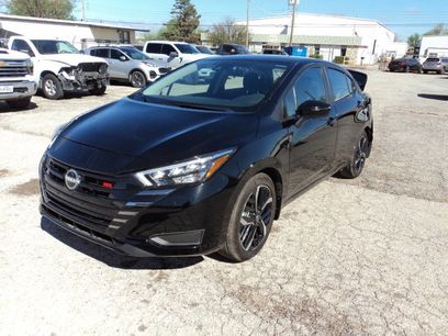 Used 2025 Nissan Versa SR w/ Trunk Package