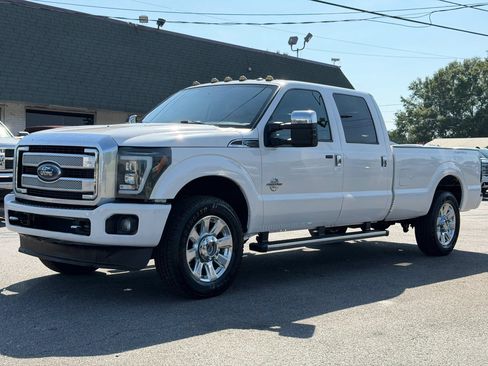 Used 2015 Ford F250 Platinum AWD/4WD image 9