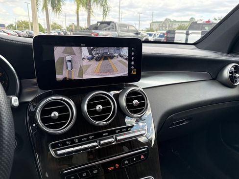 Certified 2022 Mercedes-Benz GLC 300 image 24