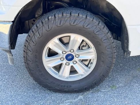 Used 2019 Ford F150 XLT w/ XTR Package AWD/4WD image 12