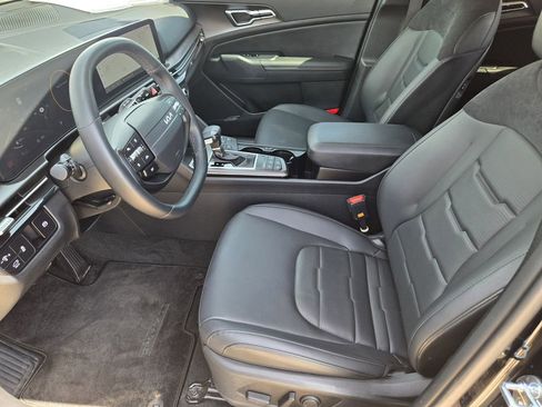 Certified 2026 Kia Sportage SX FWD image 11