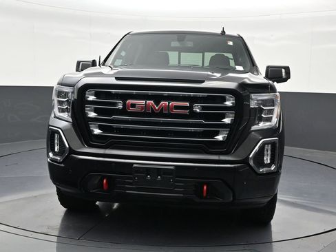 Used 2020 GMC Sierra 1500 AT4 w/ AT4 Premium Package AWD/4WD image 9