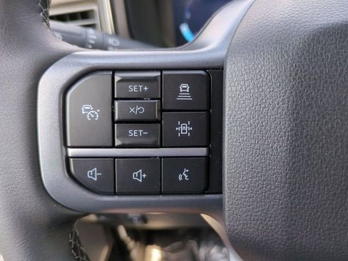 New 2026 Ford F250 Lariat w/ Black Appearance Package image 25