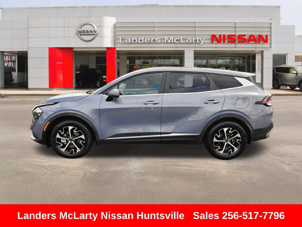 Used 2023 Kia Sportage EX FWD image 8