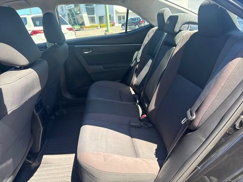 Used 2017 Toyota Corolla LE FWD image 14