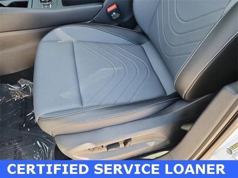 New 2025 Volkswagen Tiguan SE image 14