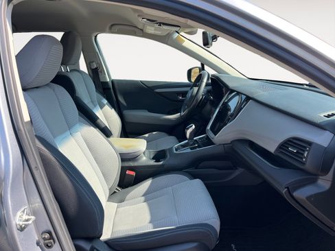 Used 2020 Subaru Outback Premium image 18