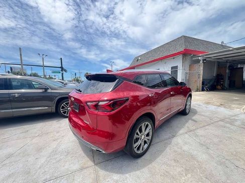 Used 2021 Chevrolet Blazer Premier w/ Driver Confidence II Package FWD image 5