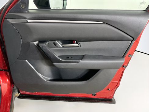 Used 2025 MAZDA CX-50 AWD 2.5 S w/ Preferred Package image 32