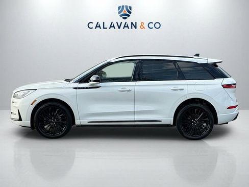 Used 2023 Lincoln Corsair Reserve w/ Jet Appearance Package FWD image 4